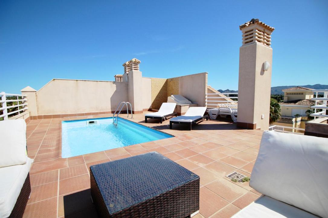 Atico Con Piscina Privada En Primera Linea Apartment Дения Екстериор снимка