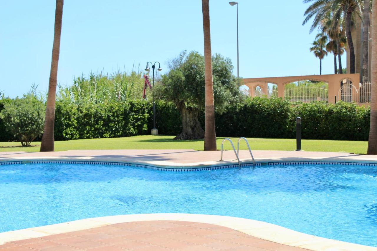 Atico Con Piscina Privada En Primera Linea Apartment Дения Стая снимка