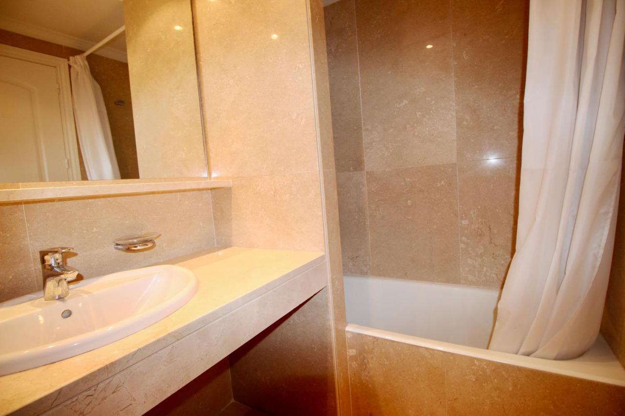 Atico Con Piscina Privada En Primera Linea Apartment Дения Стая снимка