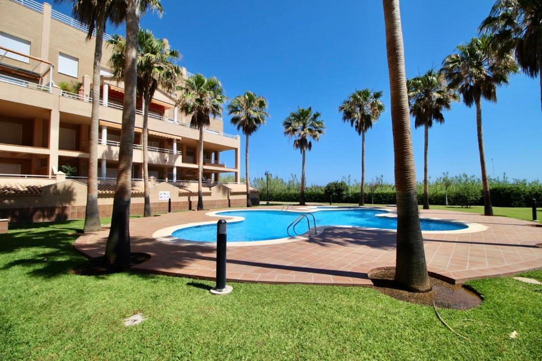 Atico Con Piscina Privada En Primera Linea Apartment Дения Екстериор снимка