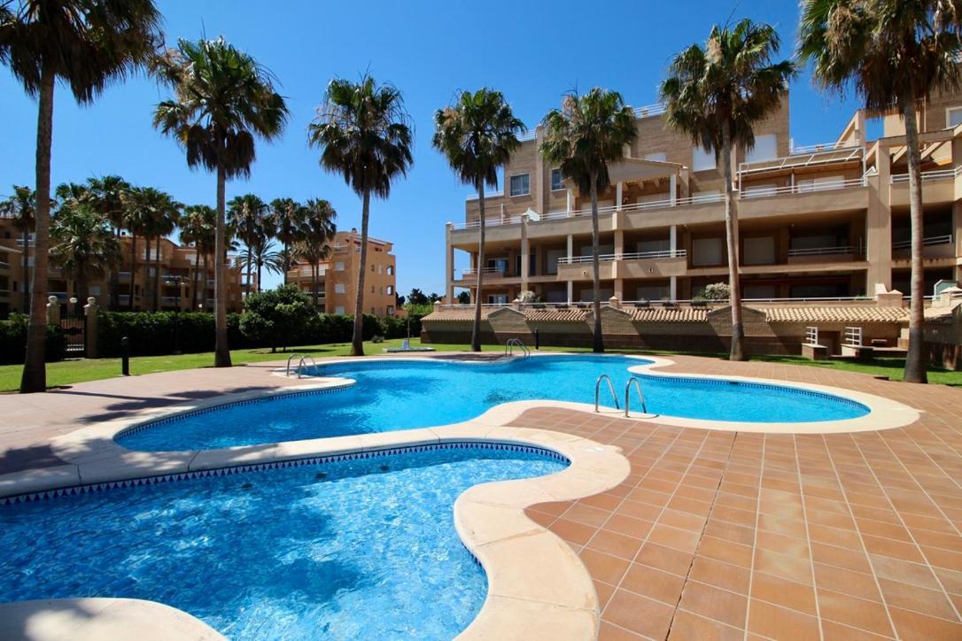 Atico Con Piscina Privada En Primera Linea Apartment Дения Екстериор снимка