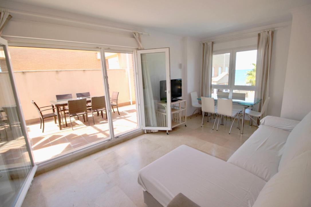 Atico Con Piscina Privada En Primera Linea Apartment Дения Екстериор снимка