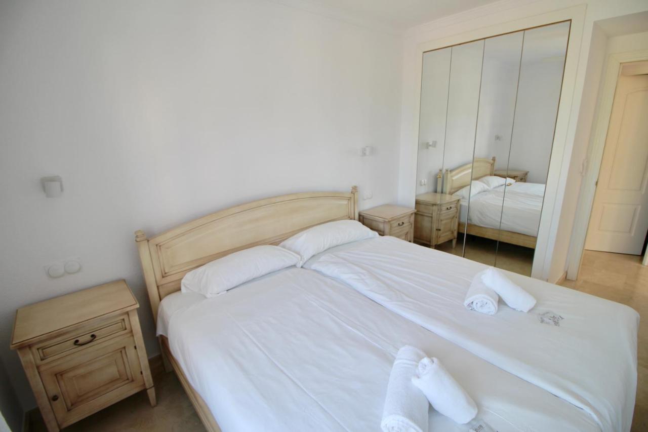 Atico Con Piscina Privada En Primera Linea Apartment Дения Екстериор снимка