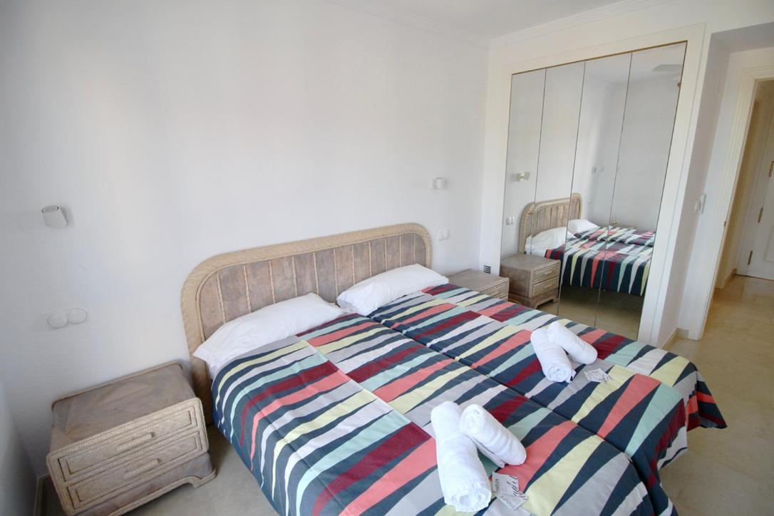 Atico Con Piscina Privada En Primera Linea Apartment Дения Екстериор снимка