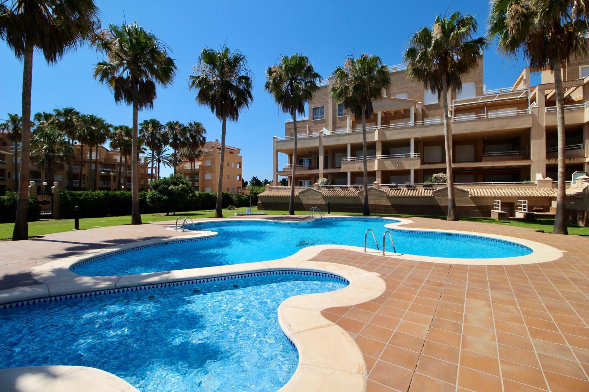 Atico Con Piscina Privada En Primera Linea Apartment Дения Стая снимка